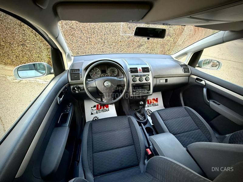 Volkswagen Touran CONCEPTLINE CH