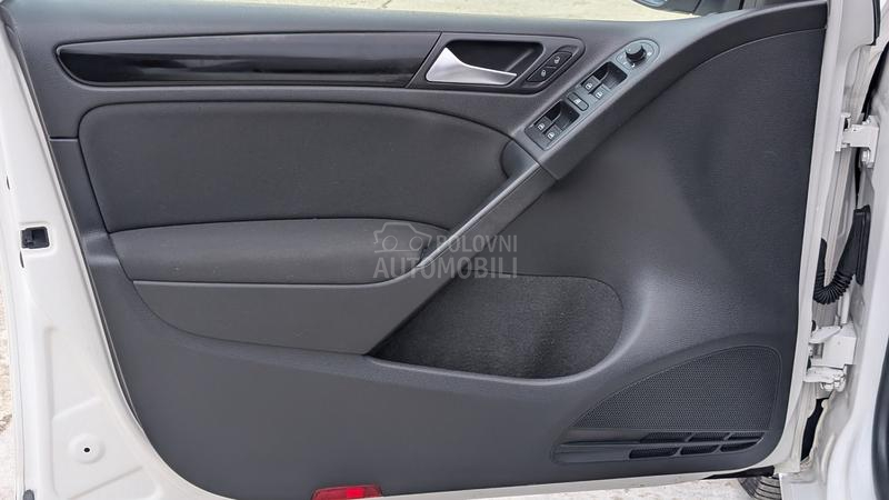 Volkswagen Golf 6 Auto/TSI/CH/NAV