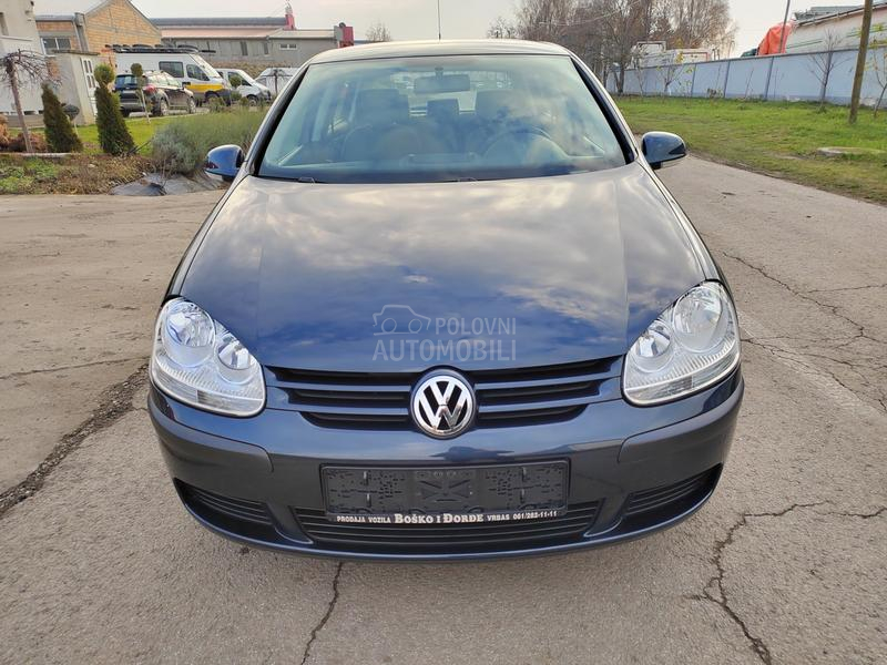 Volkswagen Golf 5 1,4i / 91700 k m /