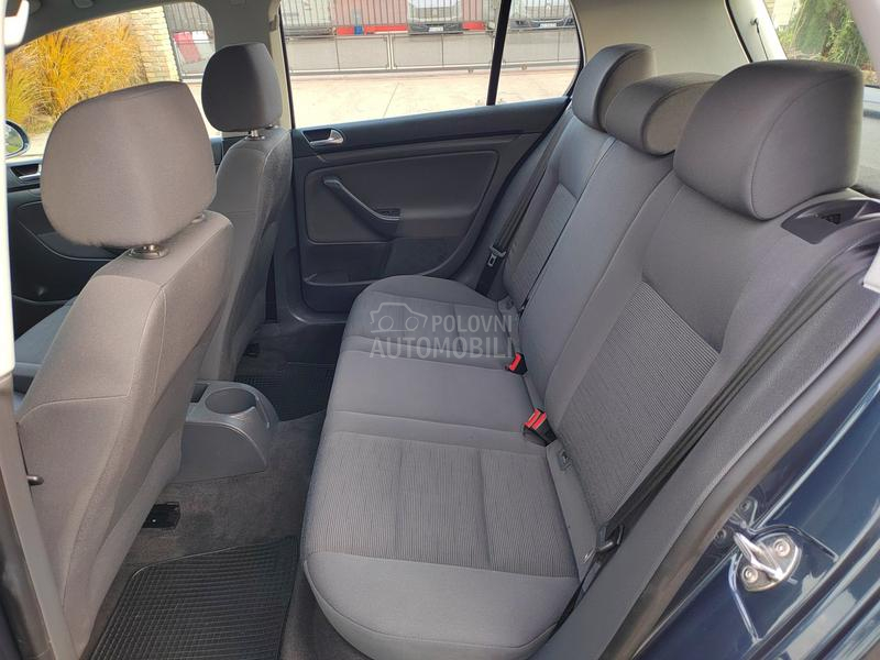 Volkswagen Golf 5 1,4i / 91700 k m /