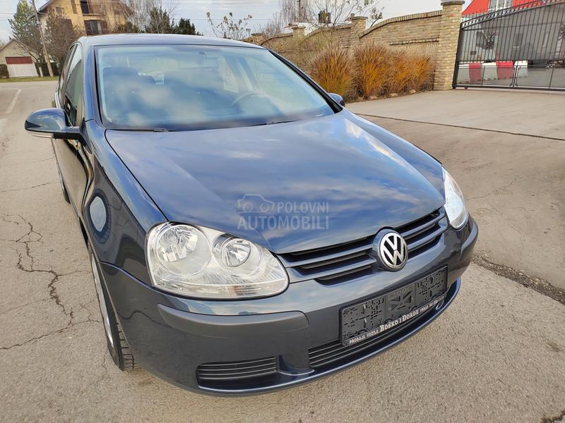 Volkswagen Golf 5 1,4i / 91700 k m /
