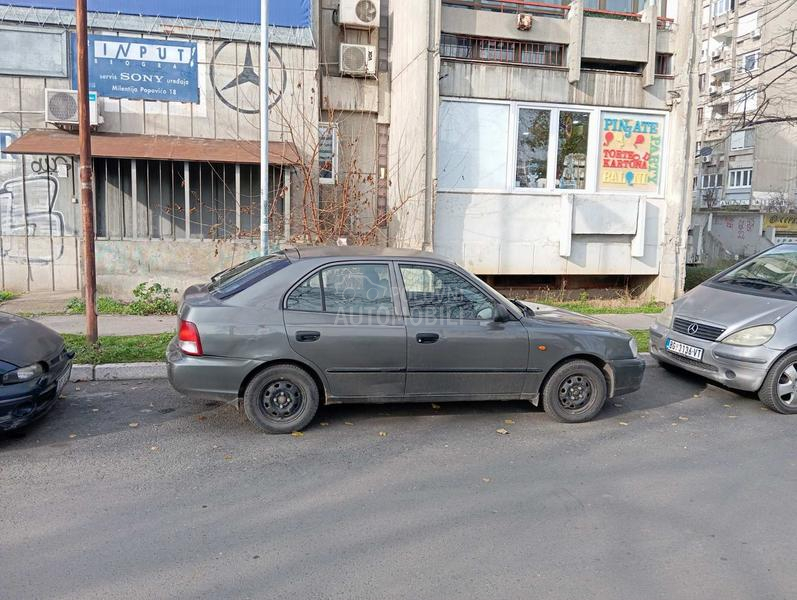 Hyundai Accent 1.3gl
