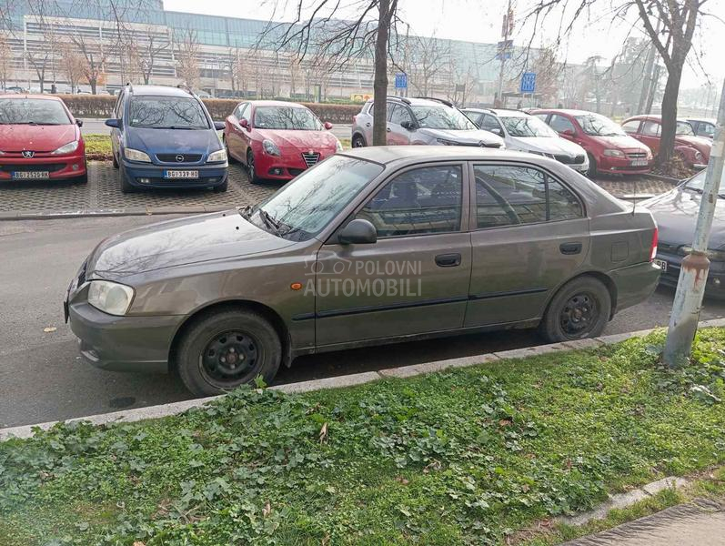 Hyundai Accent 1.3gl