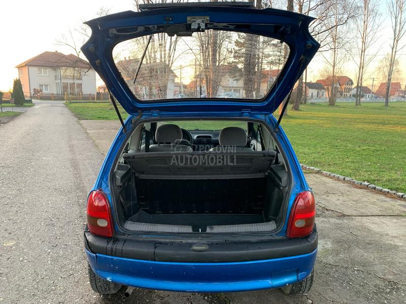 Opel Corsa B 