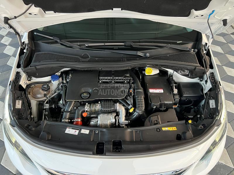 Peugeot 2008 1.6hdi/ AUTO-MATIK