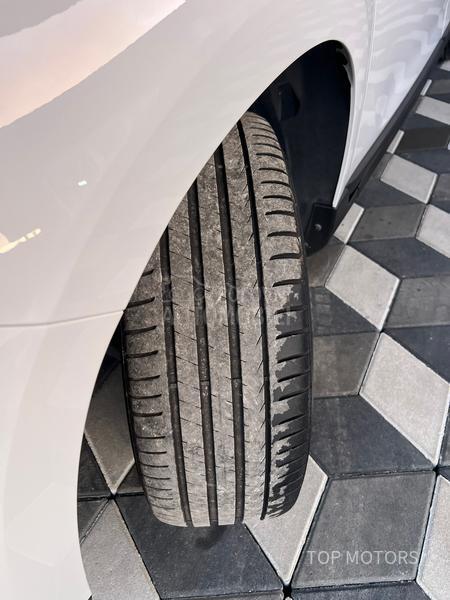 Peugeot 2008 1.6hdi/ AUTO-MATIK