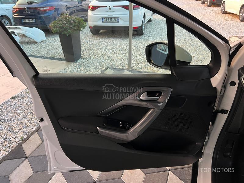 Peugeot 2008 1.6hdi/ AUTO-MATIK