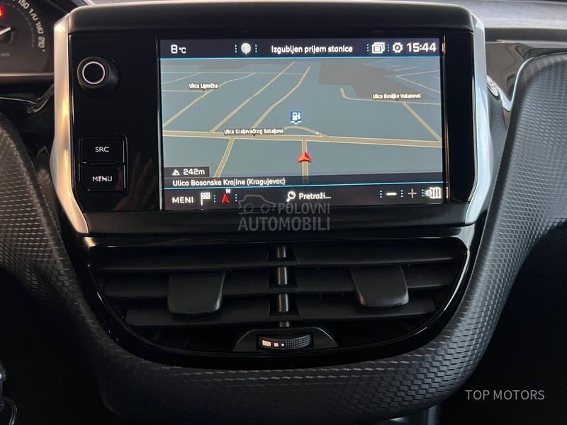 Peugeot 2008 1.6hdi/ AUTO-MATIK