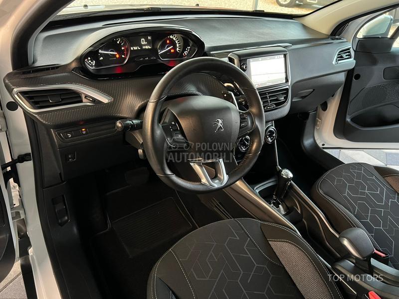 Peugeot 2008 1.6hdi/ AUTO-MATIK