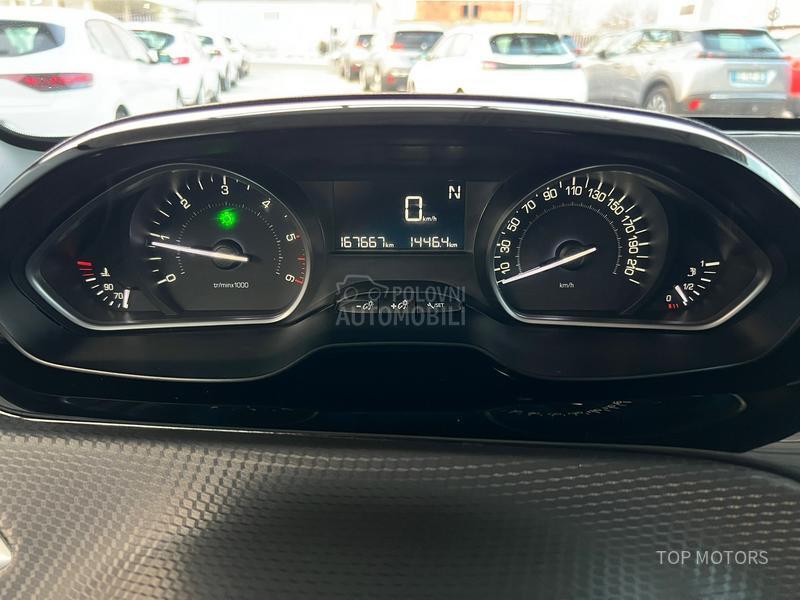 Peugeot 2008 1.6hdi/ AUTO-MATIK