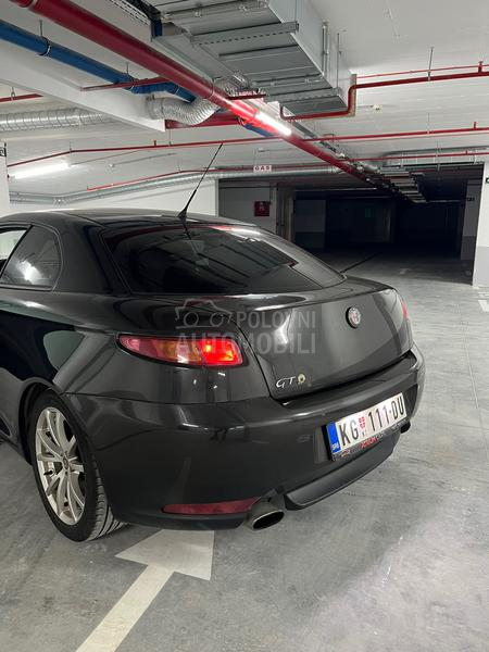 Alfa Romeo GT 