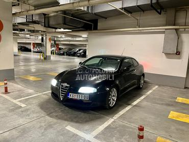 Alfa Romeo GT 