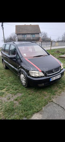 Opel Zafira 