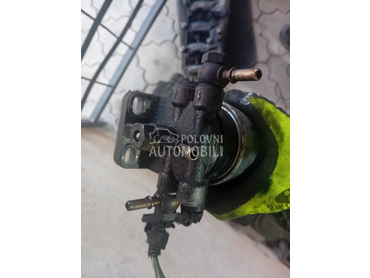 Kuciste filtera nafte 1.9 JTD za Fiat Stilo