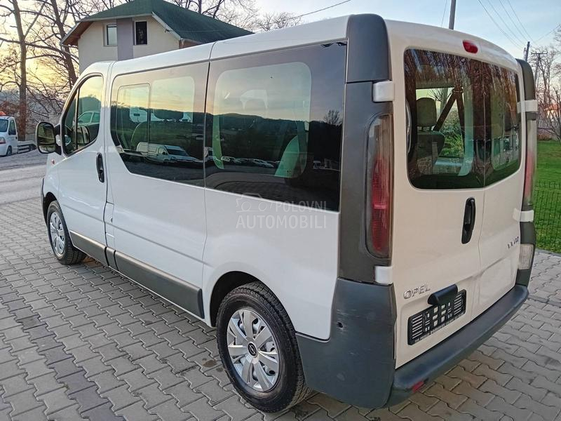 Opel Vivaro 