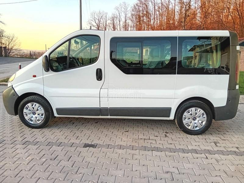 Opel Vivaro 