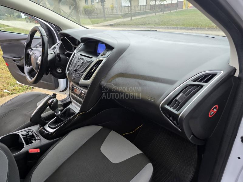 Ford Focus 1,6 Titanium X