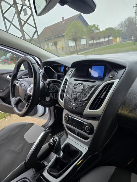 Ford Focus 1,6 Titanium X