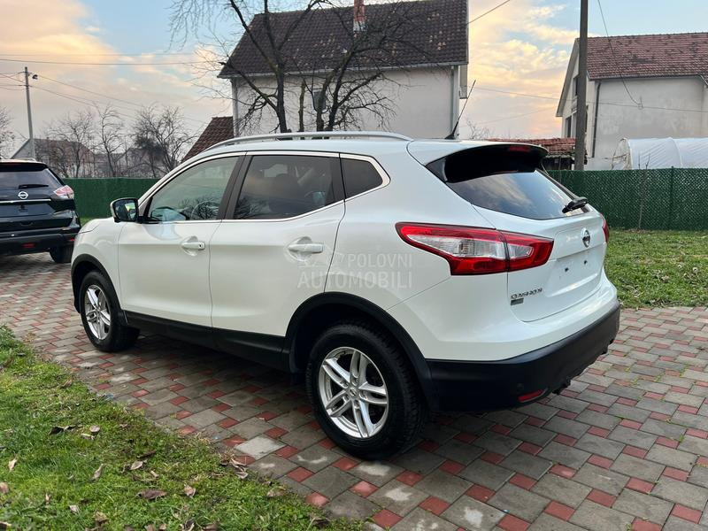 Nissan Qashqai 1.6 dci Tekna pano