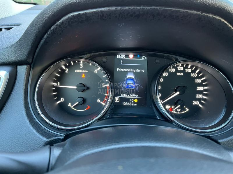 Nissan Qashqai 1.6 dci Tekna pano