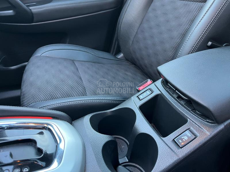 Nissan Qashqai 1.6 dci Tekna pano