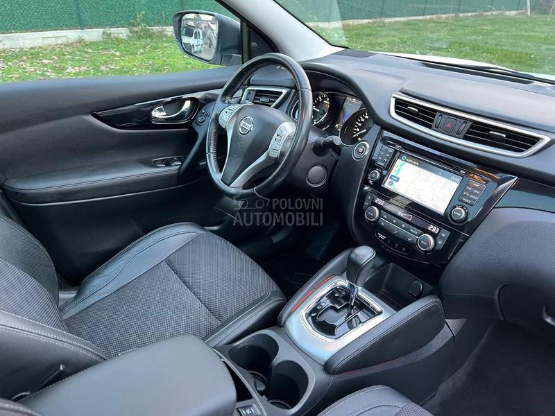 Nissan Qashqai 1.6 dci Tekna pano