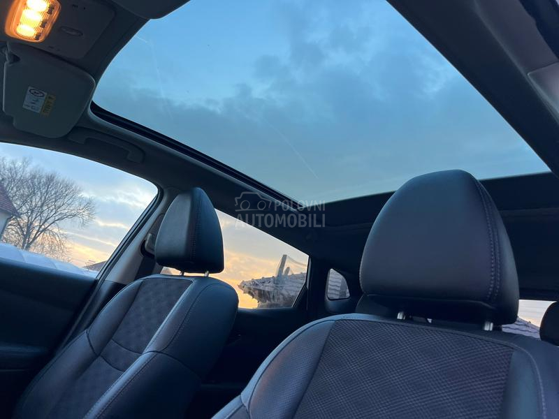 Nissan Qashqai 1.6 dci Tekna pano