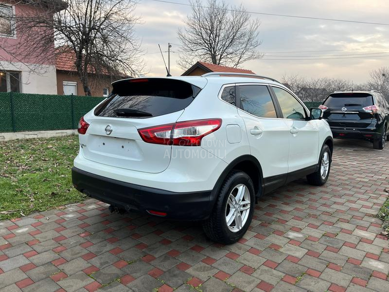 Nissan Qashqai 1.6 dci Tekna pano