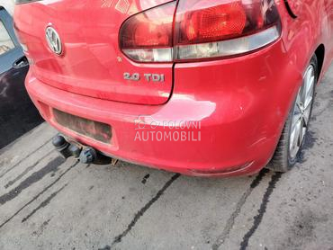 Zadnji branik crveni za Volkswagen Golf 6