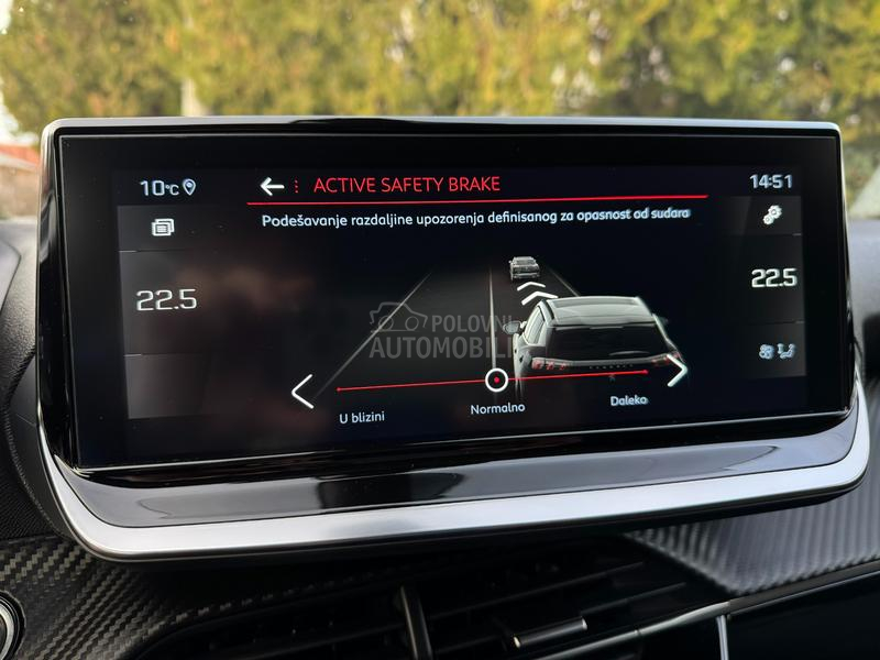 Peugeot 2008 1.5 HDI ALLURE