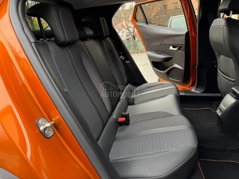 Peugeot 2008 1.5 HDI ALLURE