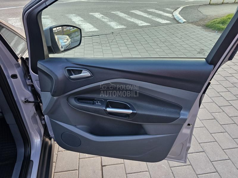 Ford C-Max 1.6 Hdi Titanium