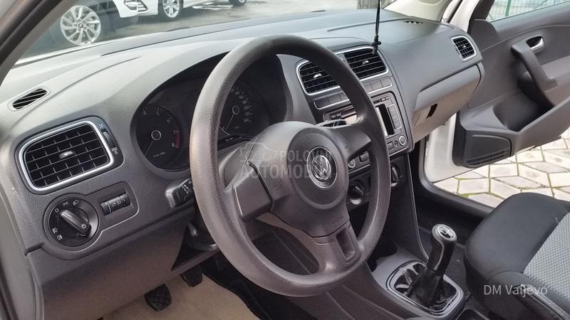 Volkswagen Polo 1.2 0DLIČNO STANJE