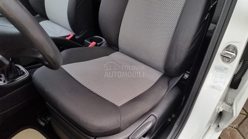 Volkswagen Polo 1.2 0DLIČNO STANJE