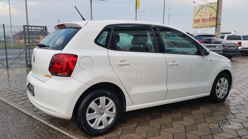 Volkswagen Polo 1.2 0DLIČNO STANJE