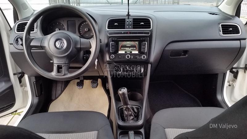 Volkswagen Polo 1.2 0DLIČNO STANJE