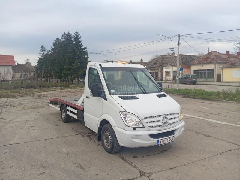 Mercedes Benz sprinter