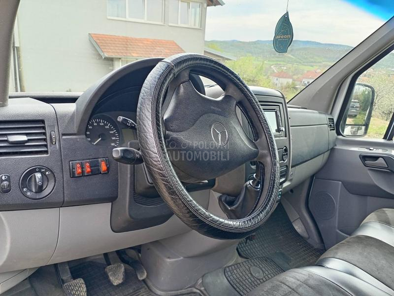 Mercedes Benz sprinter