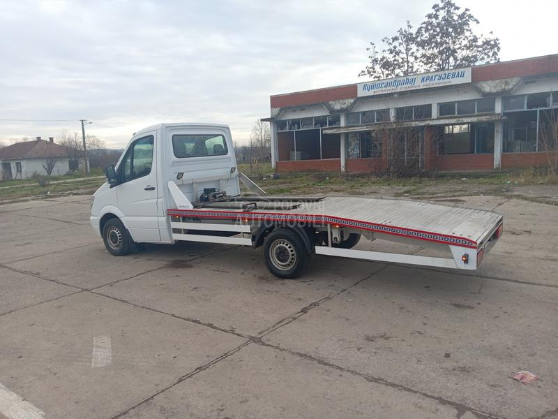 Mercedes Benz sprinter