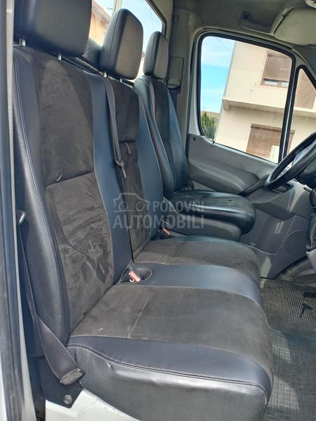 Mercedes Benz sprinter