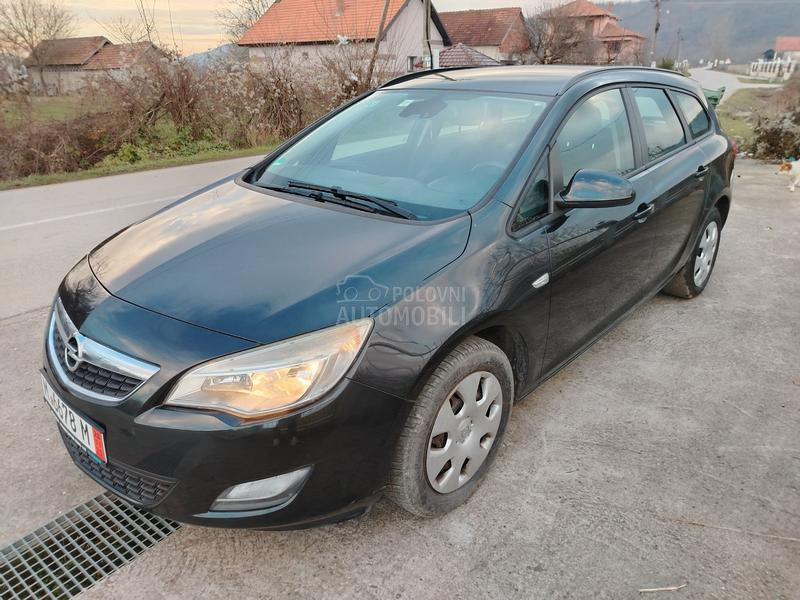 Opel Astra J 1.4