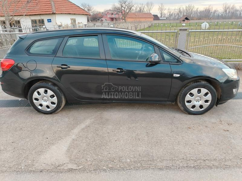Opel Astra J 1.4