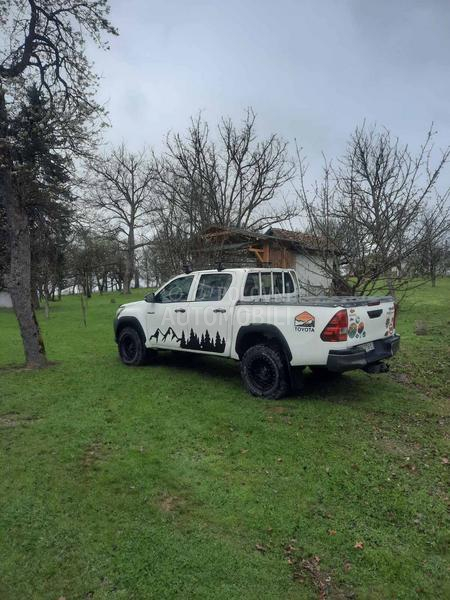 Toyota Hilux 