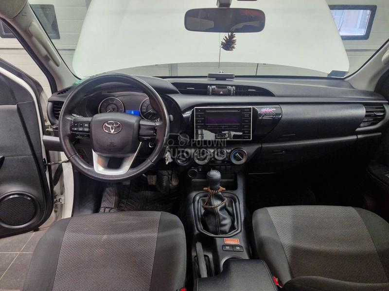 Toyota Hilux 