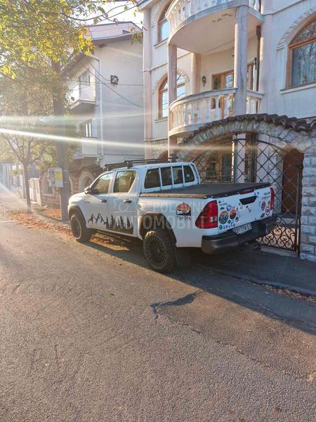 Toyota Hilux 