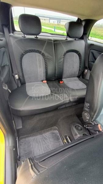 Lancia Ypsilon momo sport design