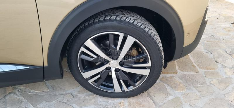 Peugeot 3008 1.6hdi AUT.ALLURE