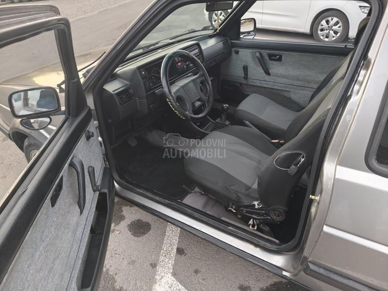 Volkswagen Golf 2 1.6