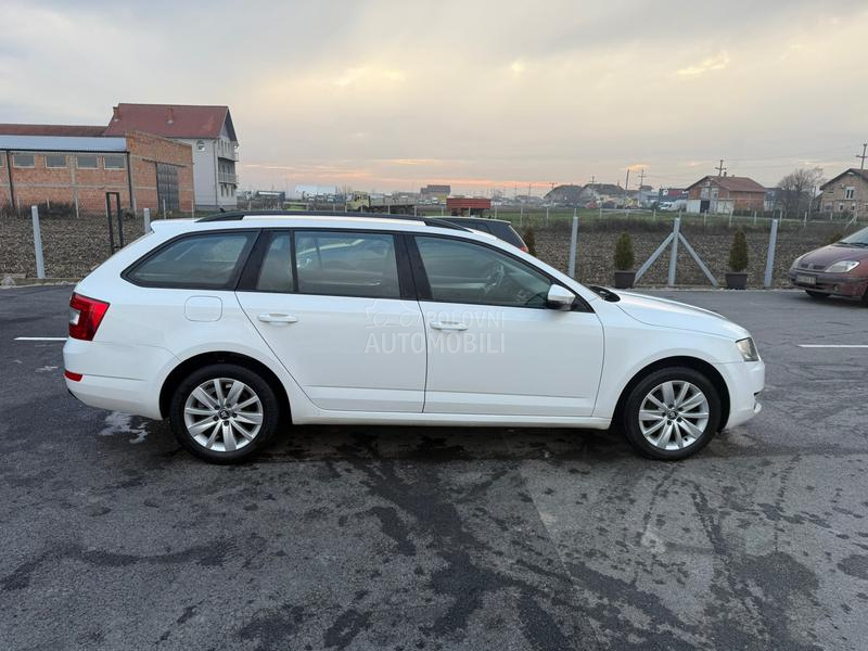 Škoda Octavia 1.6TDI//DSG//