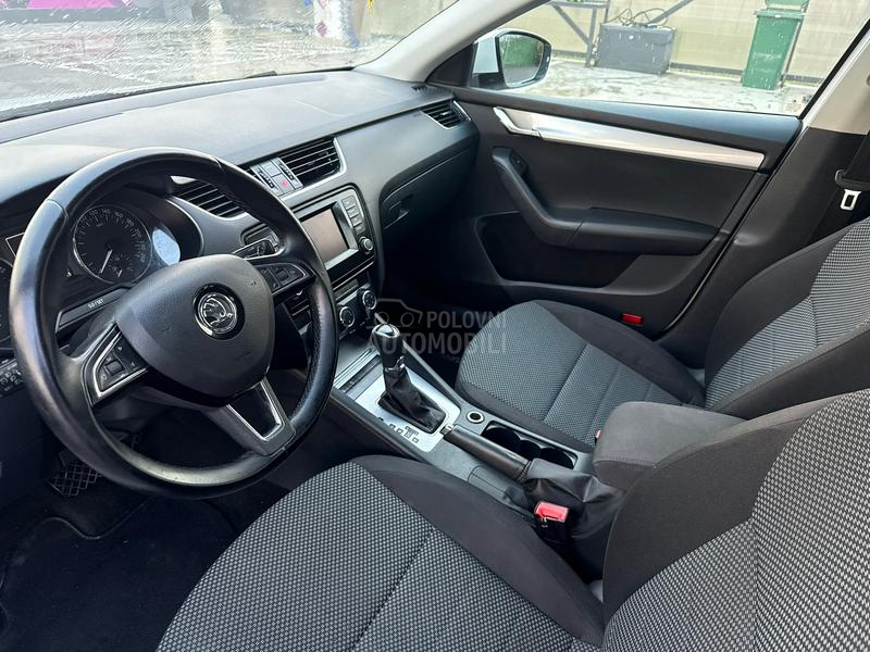 Škoda Octavia 1.6TDI//DSG//